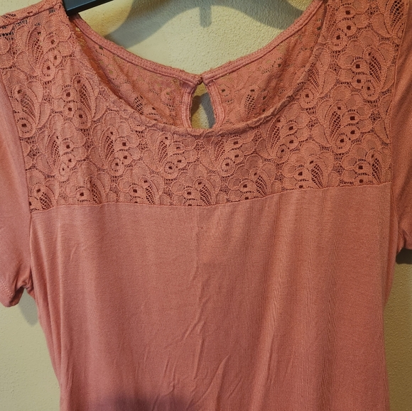 Motherhood maternity pink lace tshirts size m - Picture 5 of 6